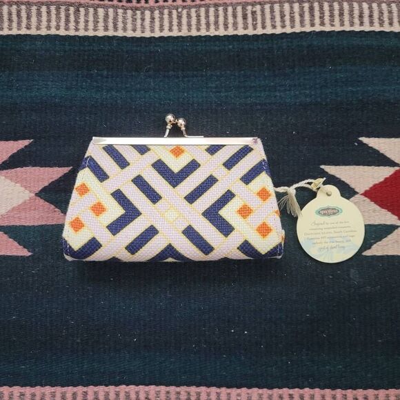 NWT Spartina 449 Harbor Light Island Clasp Coin Purse Wallet Leather Linen - Picture 2 of 7